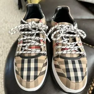 Burberry キッズ スニーカー Children's Designer Shoes | Burberry®️ Official